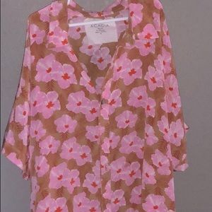 Acacia Mombasa in mahalo. Size medium.